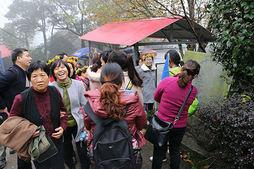 集團(tuán)組織員工赴廬山旅游